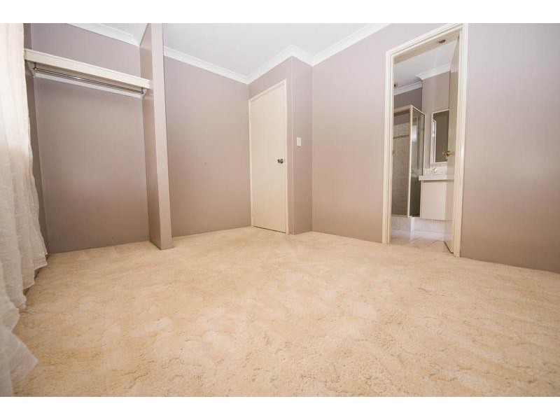 83 Harpenden Street, Huntingdale WA 6110