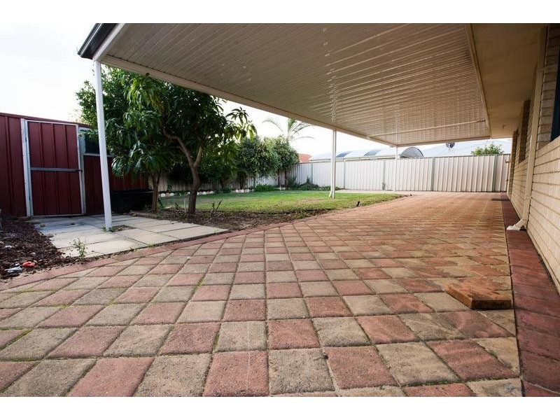 83 Harpenden Street, Huntingdale WA 6110