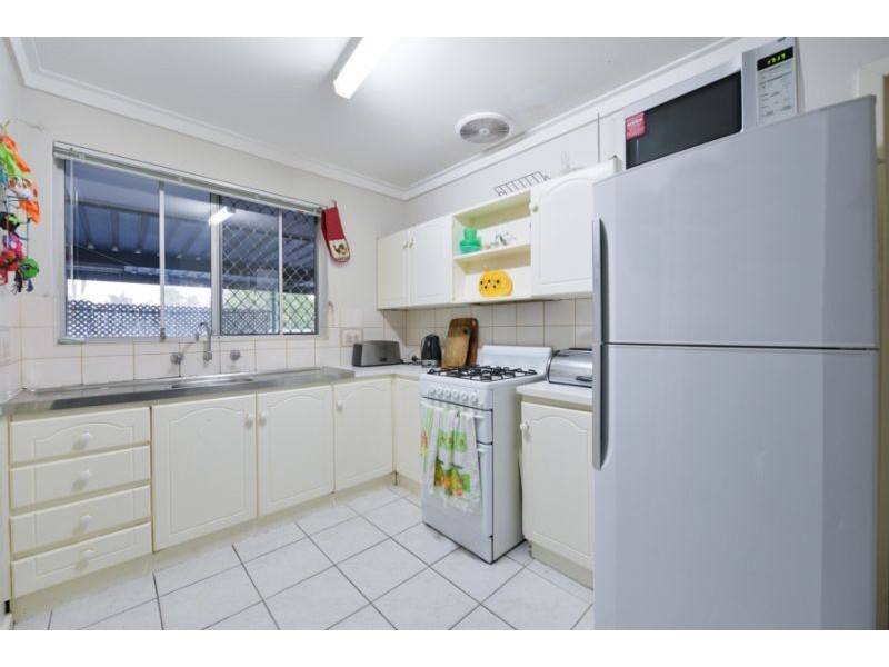 61 Helm Street, Maddington WA 6109