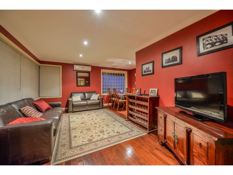 28 Fitzroy Street, Queens Park WA 6107