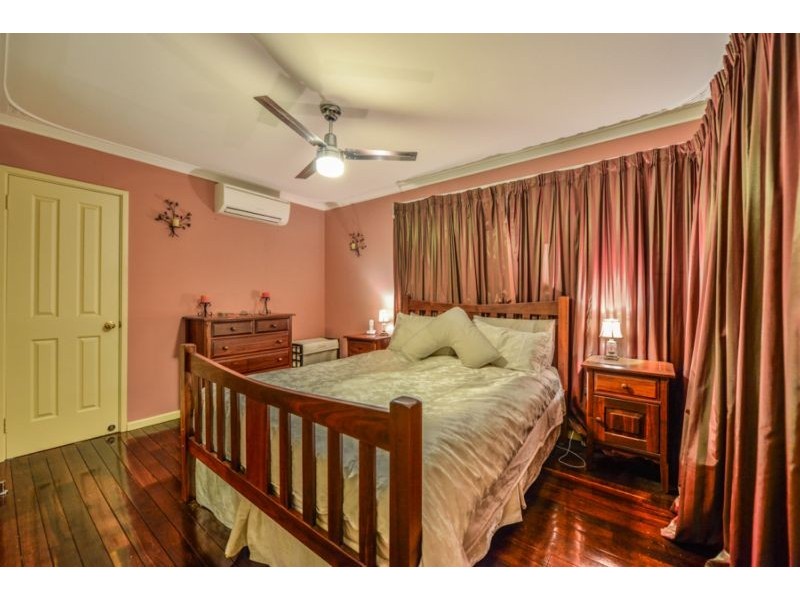 28 Fitzroy Street, Queens Park WA 6107