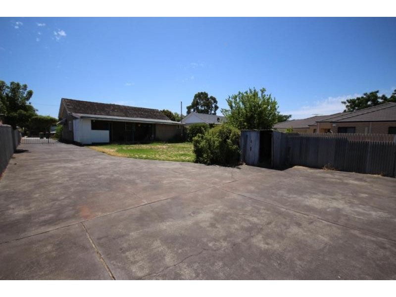 41 Donaldson Street, Queens Park WA 6107