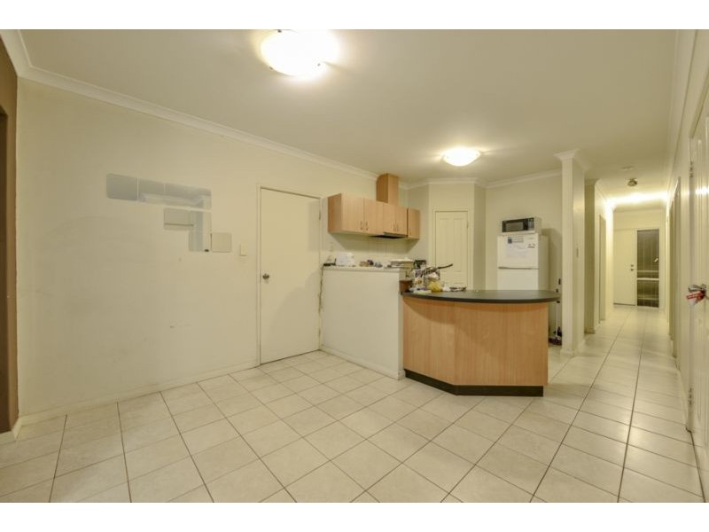 8/77 Henry Street, East Cannington WA 6107