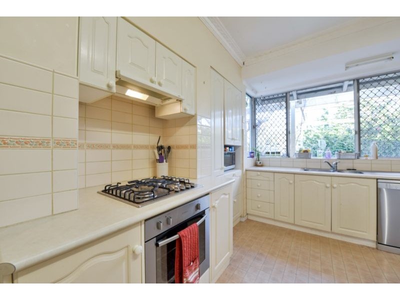 477 Sevenoaks Street, Beckenham WA 6107
