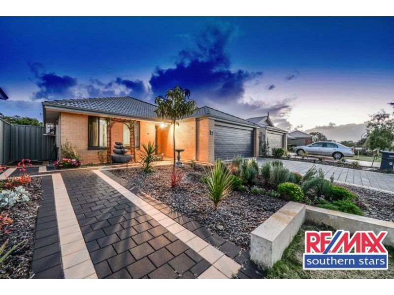 18 Retchford Way, Queens Park WA 6107