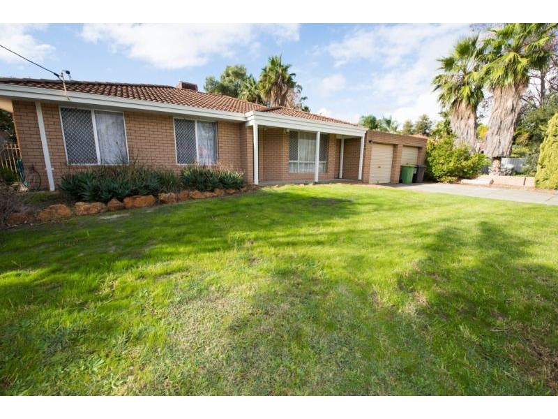 26 Streatham Street, Beckenham WA 6107