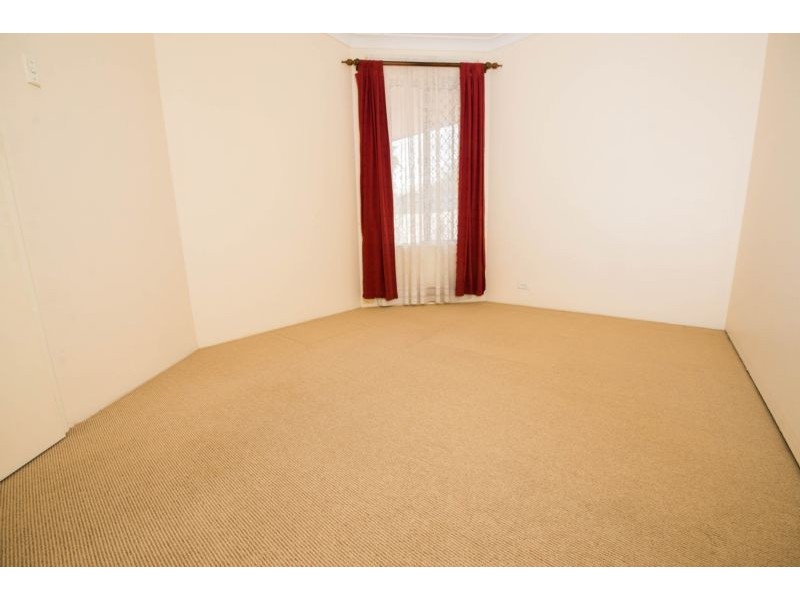 26 Streatham Street, Beckenham WA 6107