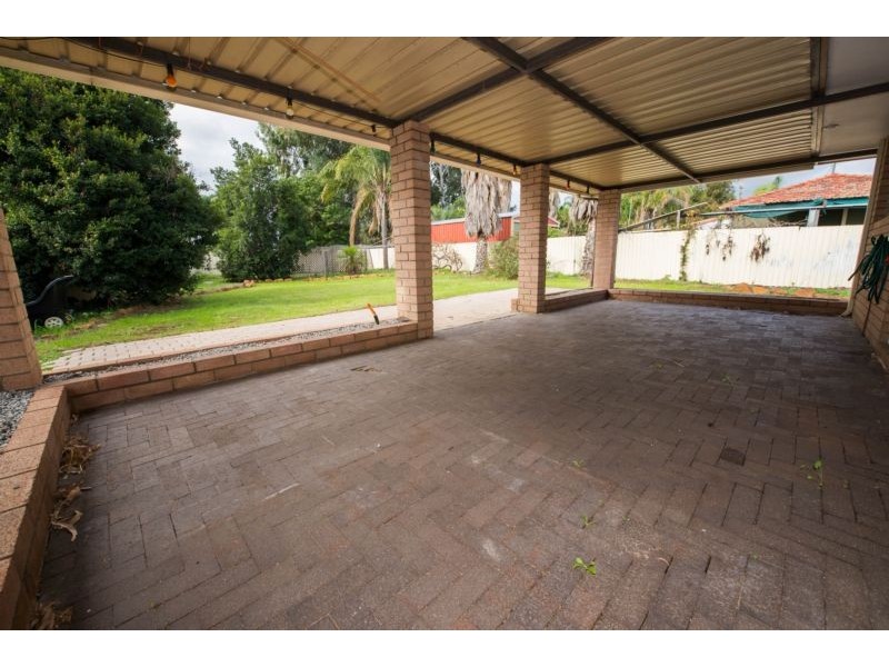 26 Streatham Street, Beckenham WA 6107