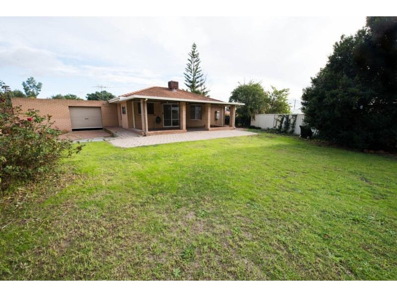 26 Streatham Street, Beckenham WA 6107