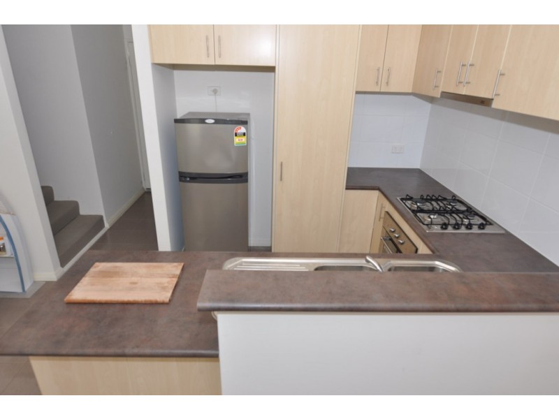 8/12 Leila Street, Cannington WA 6107