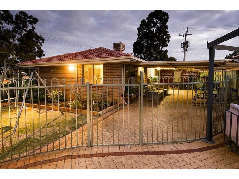 78 Dulwich Street, Beckenham WA 6107