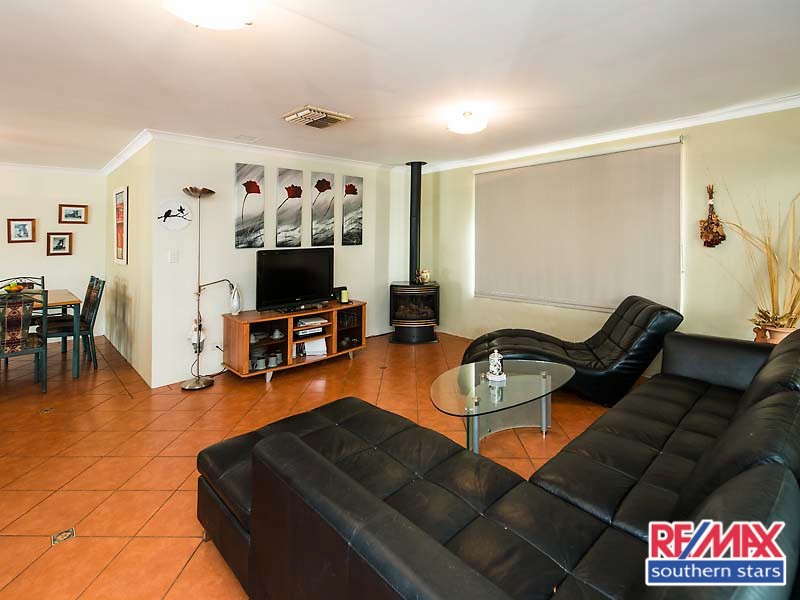 141 Harpenden Street, Huntingdale WA 6110