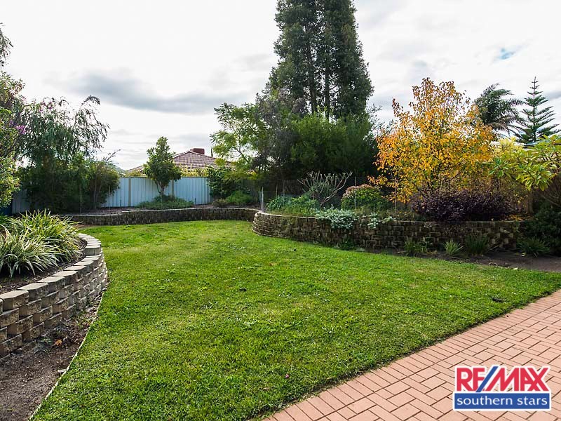 141 Harpenden Street, Huntingdale WA 6110