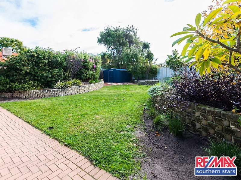 141 Harpenden Street, Huntingdale WA 6110