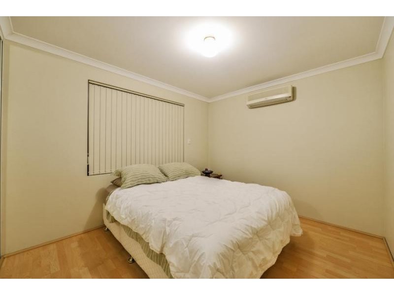 4/69 Upton Street, St James WA 6102