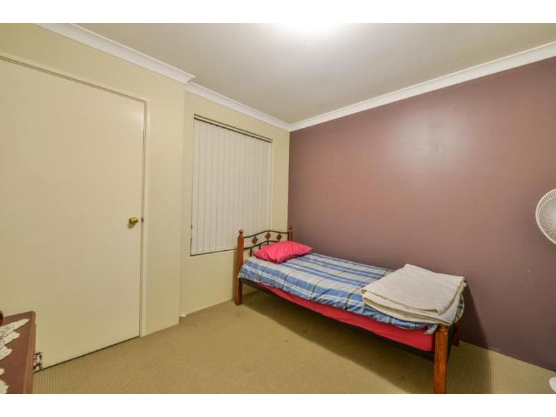 4/69 Upton Street, St James WA 6102