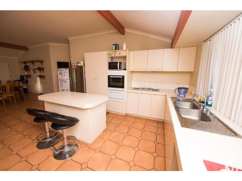 42 Eucalyptus Boulevard, Canning Vale WA 6155