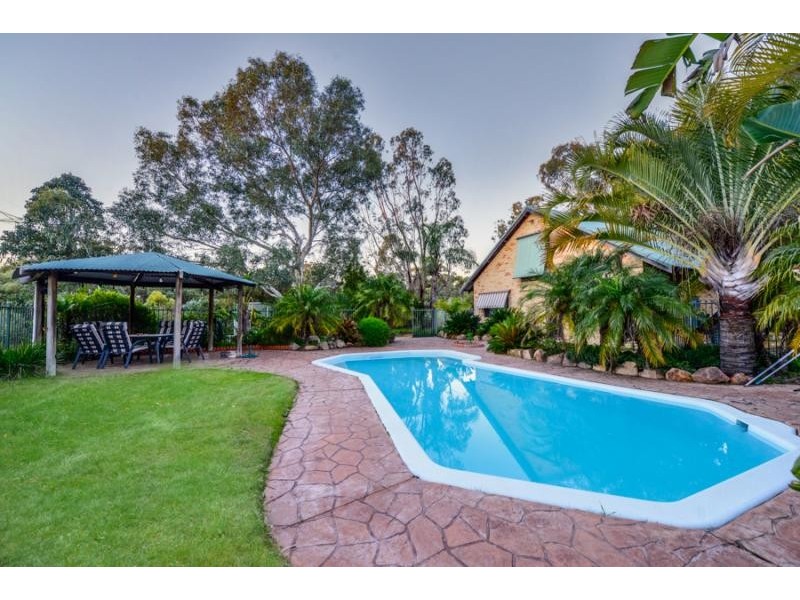 46 Kelvin Road, Wattle Grove WA 6107