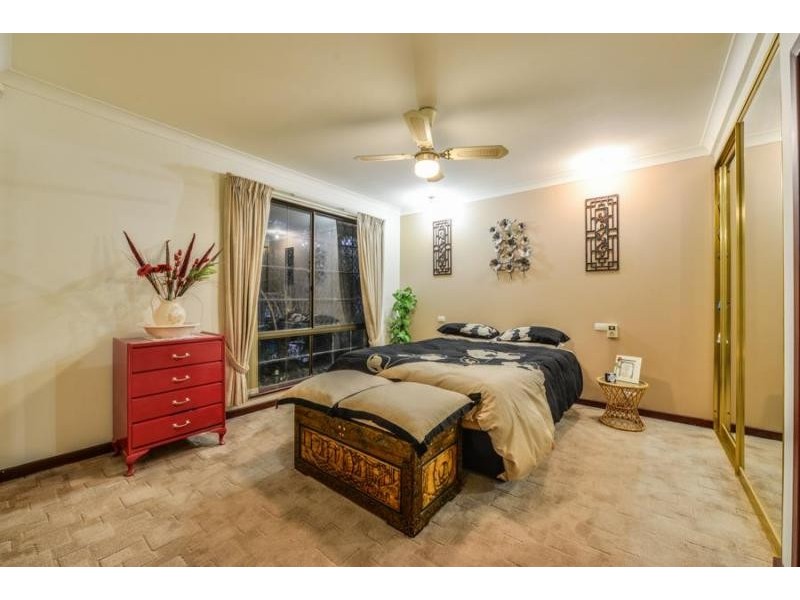 46 Kelvin Road, Wattle Grove WA 6107