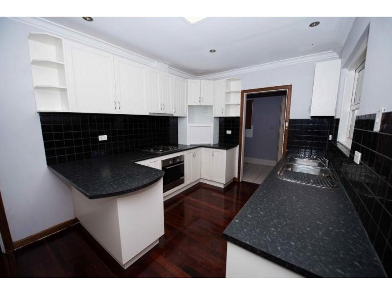 13 Sullivan Street, Beckenham WA 6107