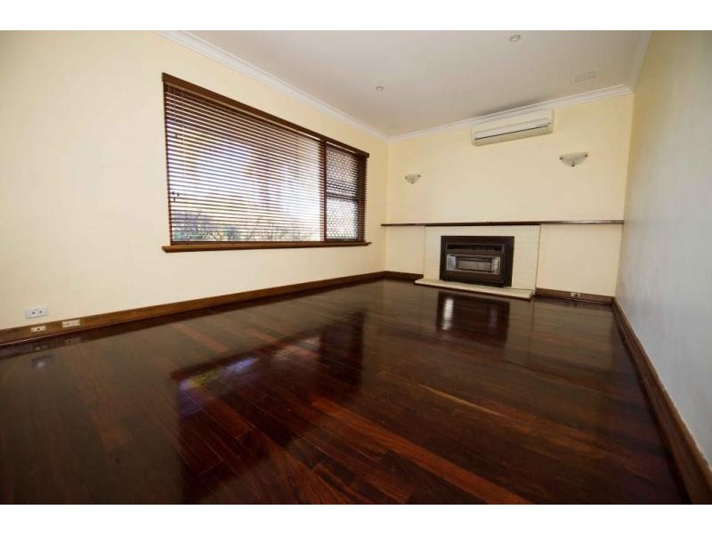 13 Sullivan Street, Beckenham WA 6107