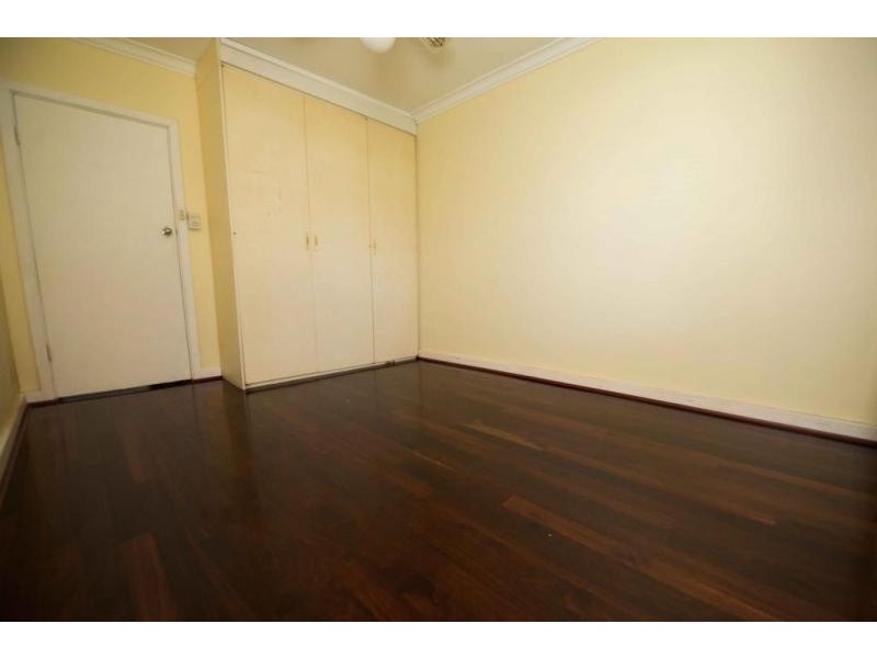 13 Sullivan Street, Beckenham WA 6107