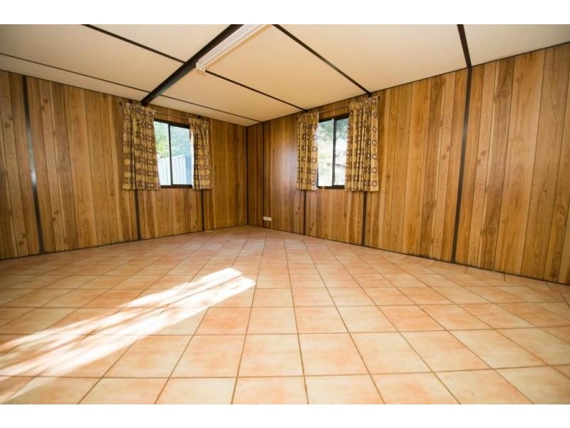 13 Sullivan Street, Beckenham WA 6107
