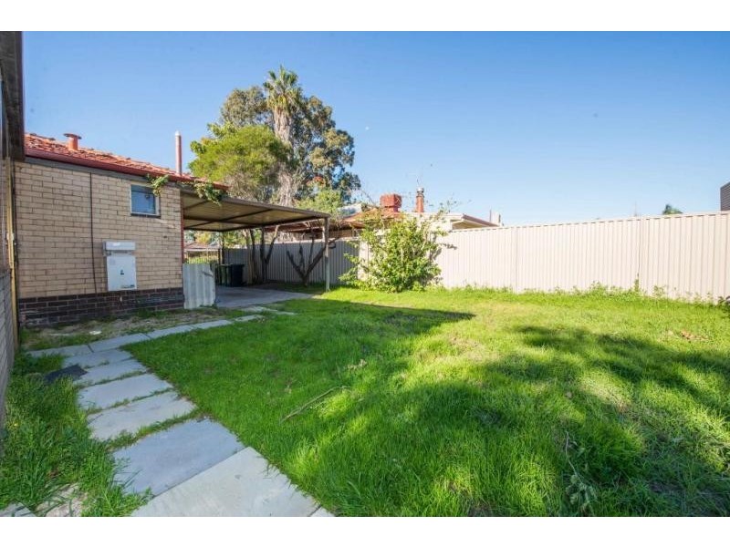 13 Sullivan Street, Beckenham WA 6107