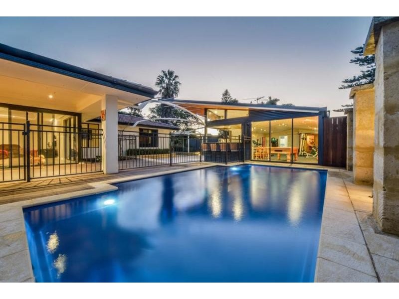 42 Sydenham Street, Beckenham WA 6107