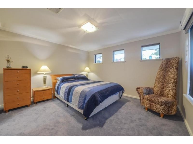 42 Sydenham Street, Beckenham WA 6107