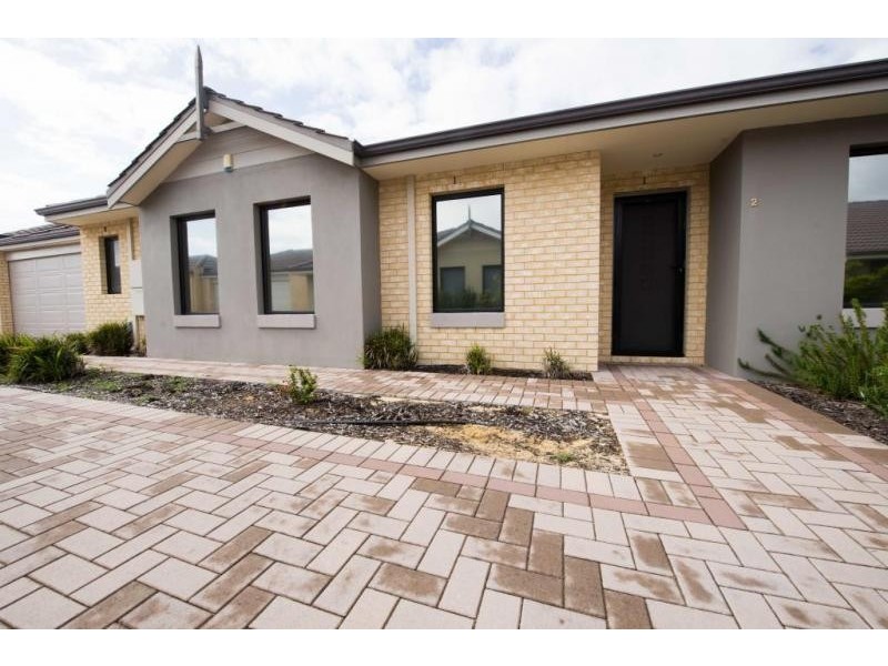 2/7 Stockman Way, Cannington WA 6107