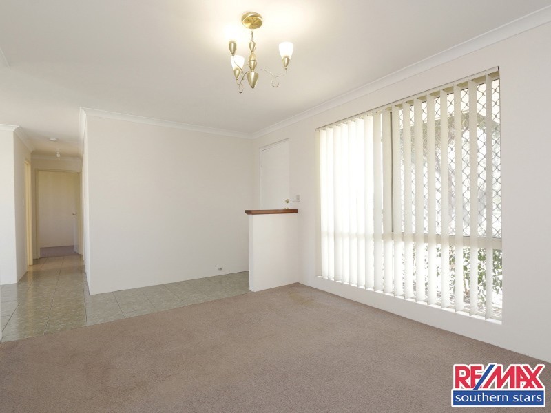 19 Lansing Street, Queens Park WA 6107
