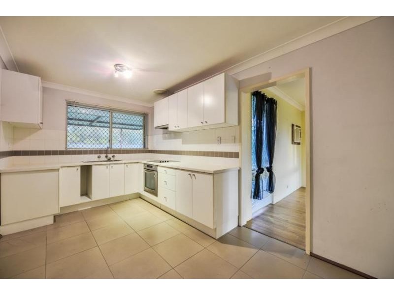 9 Watsonia Street, Maddington WA 6109