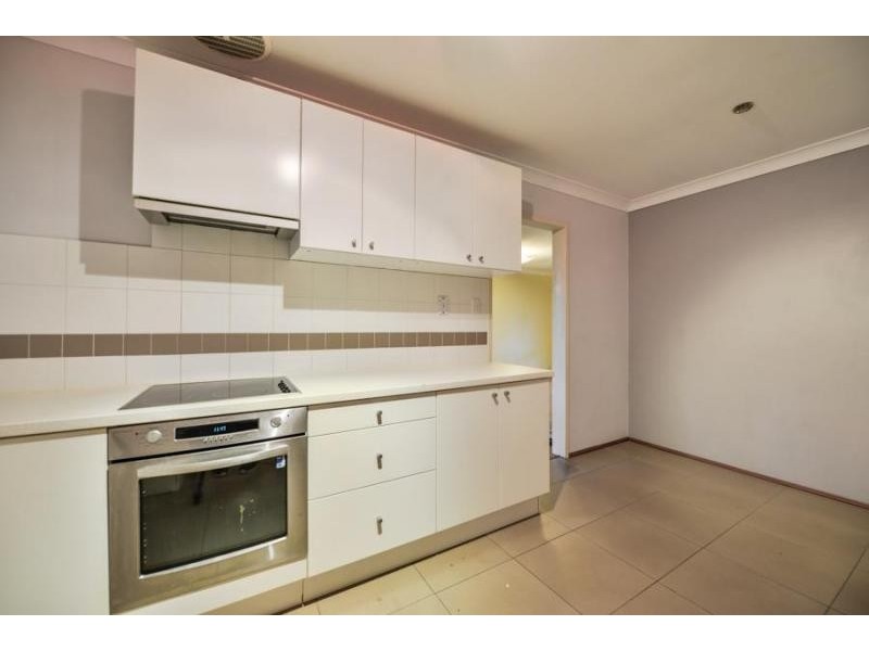 9 Watsonia Street, Maddington WA 6109