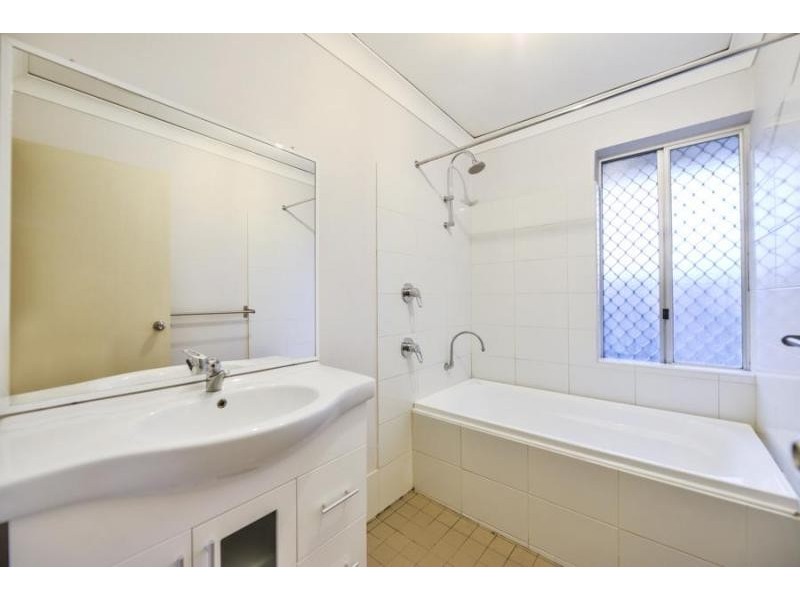 9 Watsonia Street, Maddington WA 6109