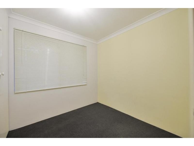 9 Watsonia Street, Maddington WA 6109