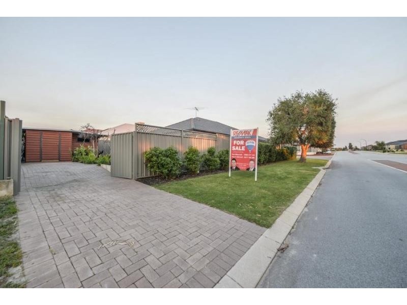 2 Wannell Street, Queens Park WA 6107