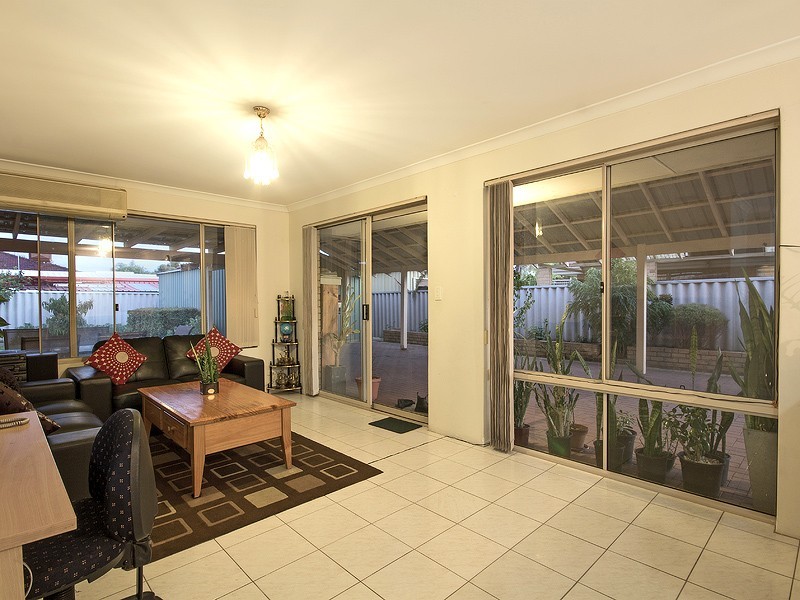 260 William Street, Beckenham WA 6107