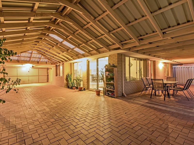 260 William Street, Beckenham WA 6107