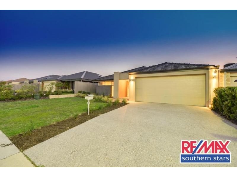 19 Ayer Road, Queens Park WA 6107