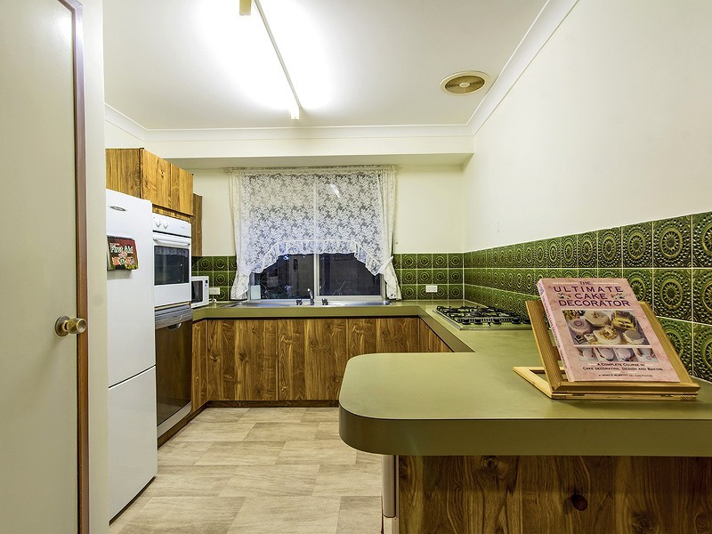 187 Lewis Road, Forrestfield WA 6058