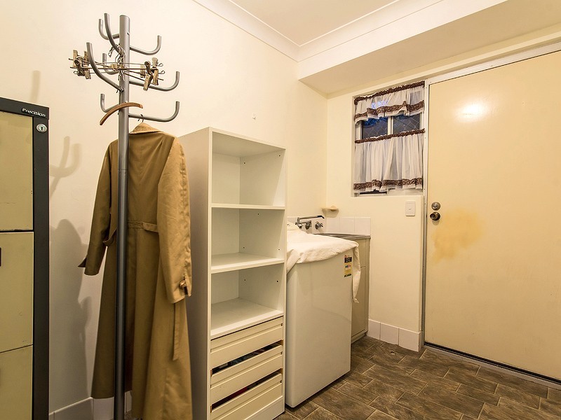 187 Lewis Road, Forrestfield WA 6058