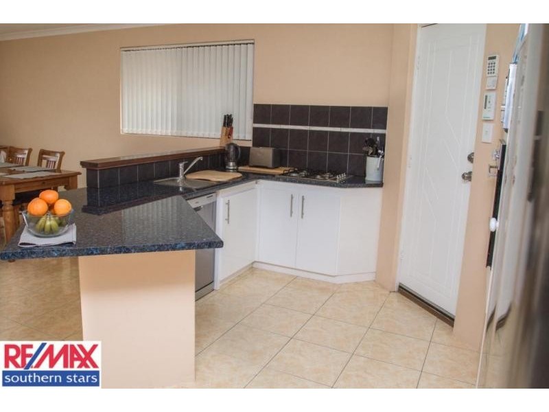 9 Peace Ct, Maddington WA 6109