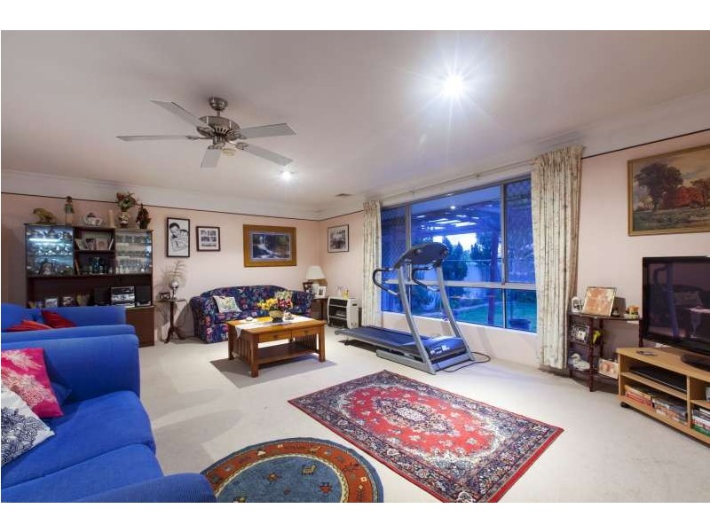 14 Glamorgan Street, East Cannington WA 6107