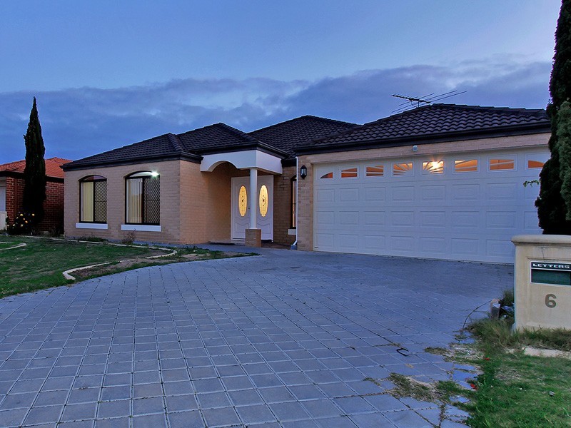 6 Daly Circle, Langford WA 6147