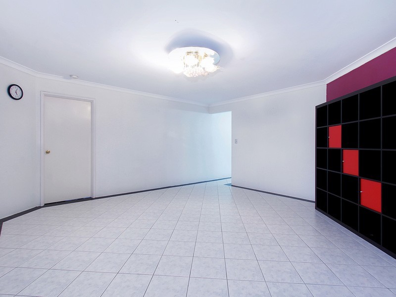 6 Daly Circle, Langford WA 6147