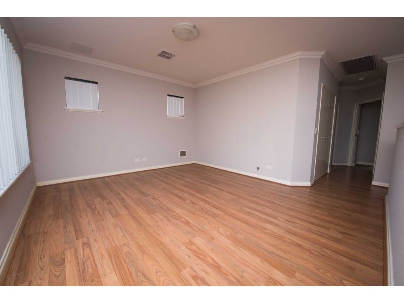 1/62-64 George Way, Cannington WA 6107