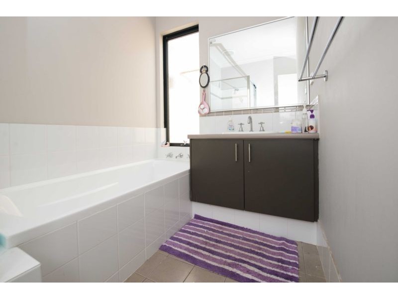 1/62-64 George Way, Cannington WA 6107