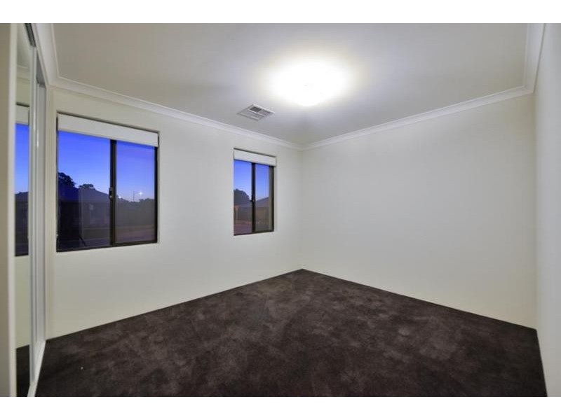 6 Maya Crescent, Forrestfield WA 6058