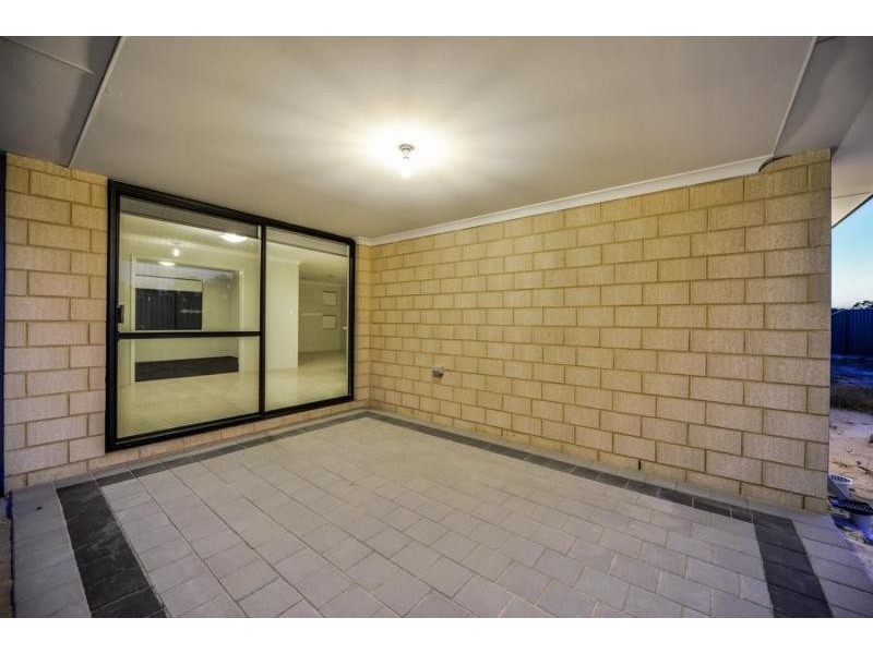6 Maya Crescent, Forrestfield WA 6058